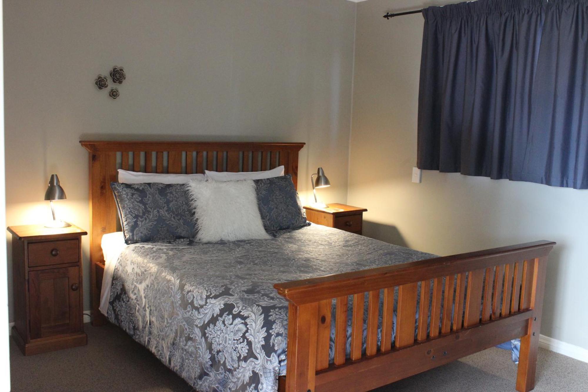 Blue Thistle Cottages Te Anau Eksteriør billede