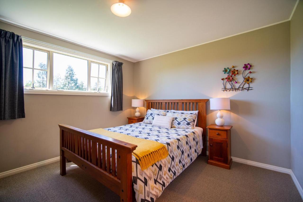 Blue Thistle Cottages Te Anau Eksteriør billede